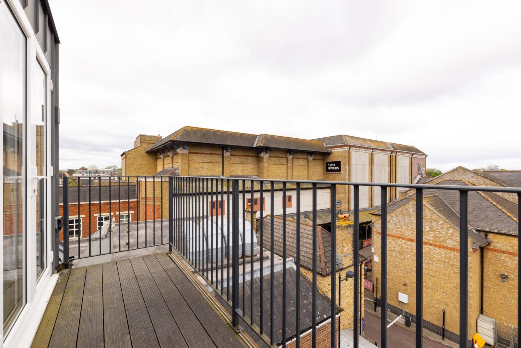 Charles Hope Staines Centre Apartment Luaran gambar